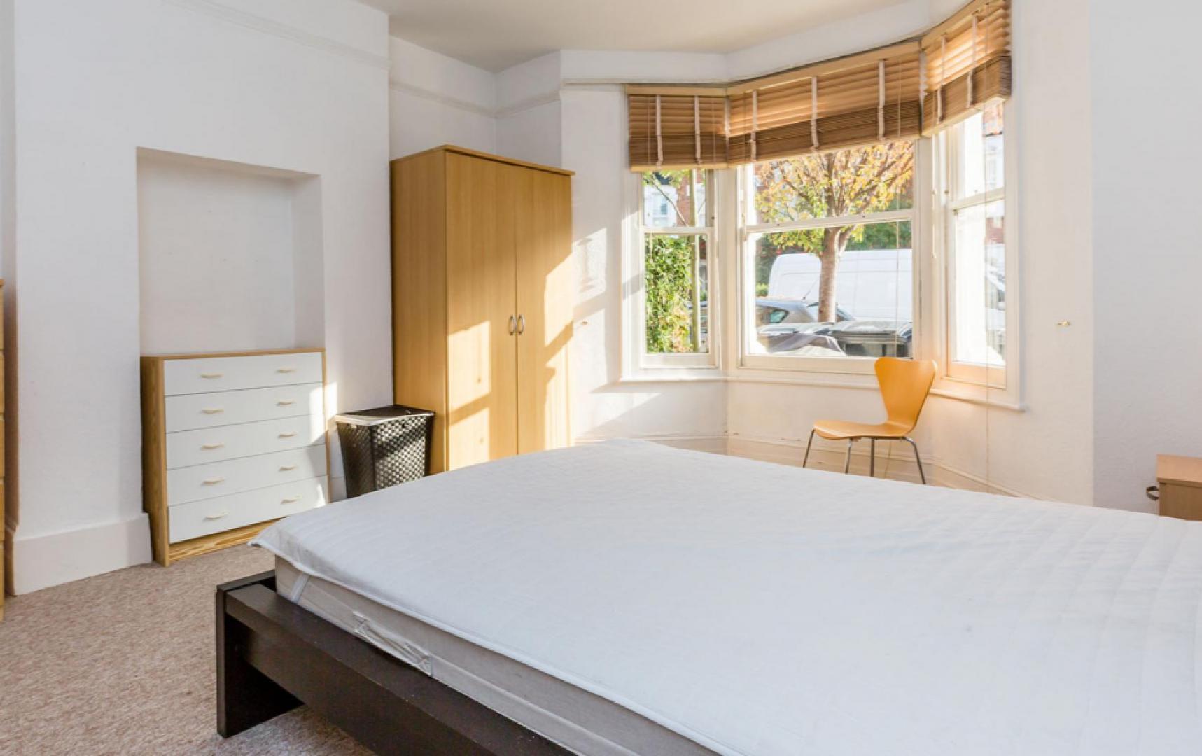 Modern and Central Apartment Mackeson Road, Hampstead Heath